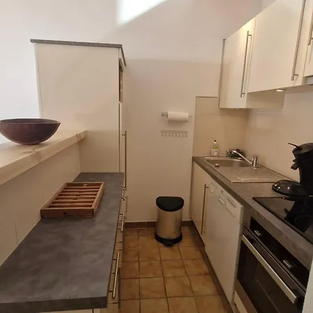 3 Pieces Climatise, Mezzanine, Vue Mer, Parking A Ste Maxime - Fr-1-780-89 *