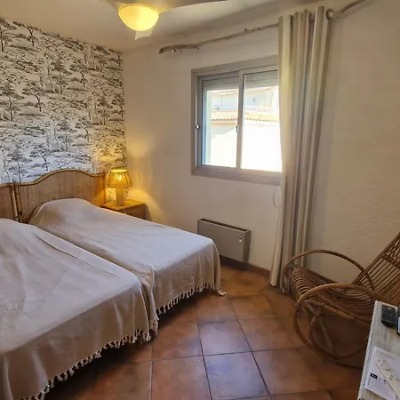 3 Pieces Climatise, Mezzanine, Vue Mer, Parking A Ste Maxime - Fr-1-780-89 Апартаменты *