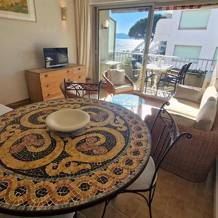 3 Pieces Climatise, Mezzanine, Vue Mer, Parking A Ste Maxime - Fr-1-780-89 Апартаменты *