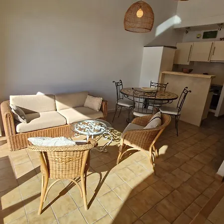 3 Pieces Climatise, Mezzanine, Vue Mer, Parking A Ste Maxime - Fr-1-780-89 Апартаменты *